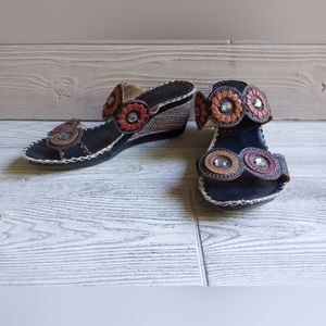 L'Artiste Spring Step Taffy Womens 41/9.5 Sandals Leather Strap Jeweled Coloful